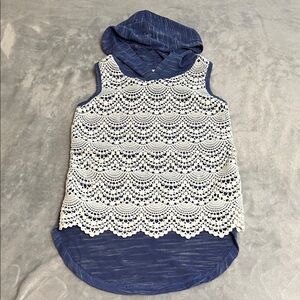 Knit Works Blue and White Lace Sleeveless Top with Hood